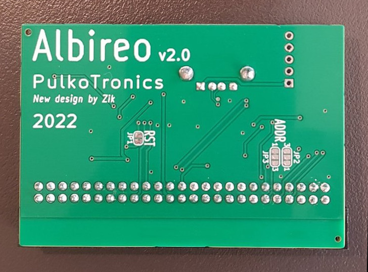 File:Albireo 2.0 bottom.jpg