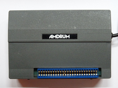 File:Amdrum - interface delante.jpg